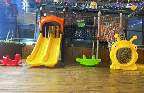 橋下恒達廣場喜羊羊燒烤店